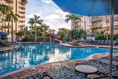 Image de Pompano Beach Fl - 2 Br Condo - 3 Pools - 2 Hot Tubs - Free Shuttle To Beach