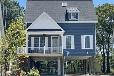 Image de New 3 Br/2. 5bth near Bethany Beach/home on stilts, open floor plan/1st Fl Master