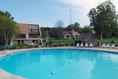 Image de Two Bedroom Condo, Mirror Lake and Tamarack Resort, Wi (2168643)