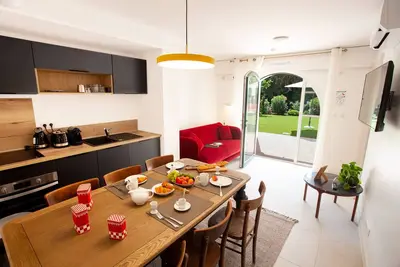Image de Jeanne Blanc-Appartement 4-6 pers - rez de jardin