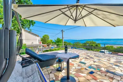 Image de Appartement de vacances avec jacuzzi et terrasse