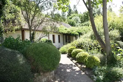 Image de Wisteria : Gîte rural, 3 ch, 2 Sde, Wifi, Piscine