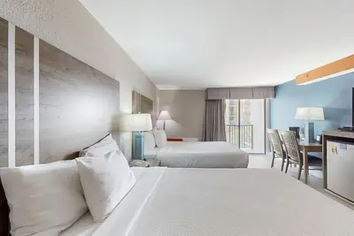 Image de 3rd-floor oceanview studio with pool, hot tub, breakfast & Ac