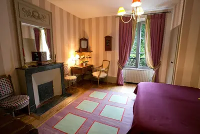 Image de Chambre Confort avec lit d'appoint - La Cimentelle