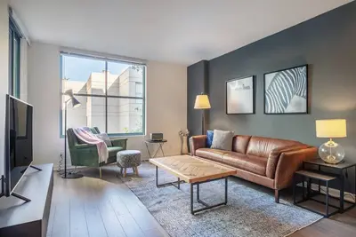 Image de Lux South Beach 1br w/ Gym, Pool, Spa, near Muni, by Blueground
