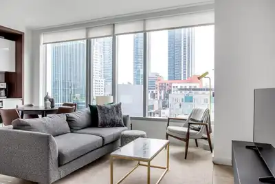 Image de Roomy Rincon Hill 1br w/ Gym, Rooftop, Hot Tub, nr. Sv by Blueground