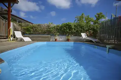 Image de hibiscus-Appartement-Supérieure-Salle de bain et douche-Terrasse