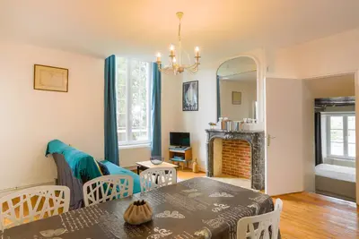 Image de Gîte Confortable dans Château Xvii siècle
