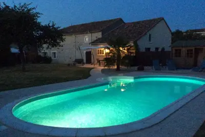Image de Great farm and Barn house centrally located to explore Charente
