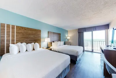Image de Carolinian Beach Resort 7th-floor oceanfront studio with Ac, pool, & hot tub
