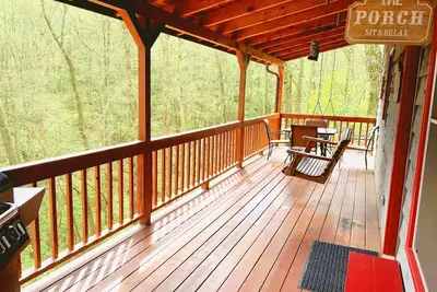 Image de Guest Favorite! 667 Five Star Reviews | Pet Friendly | Walking Trail | Firepit
