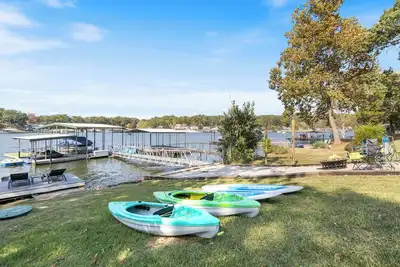Image de Gentle Lot, No Wake Cove, Lily Pad, Sup, Kayaks, Private Dock, Tie up for boat