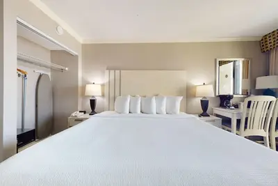 Image de 6th-floor ocean-view studio with WiFi, pool, hot tub & Ac - dog-friendly