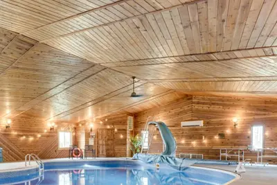 Epic Indoor Pool w/slide & hot tub close to beach