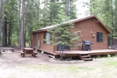 Image de Escape to Priest Lake! Cabin in the woods! Air Conditioning and WiFi! !
