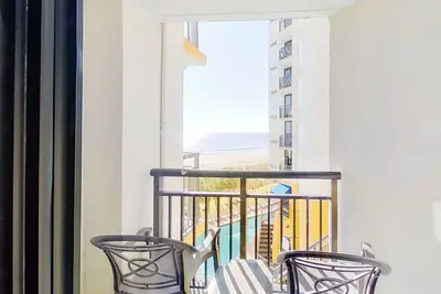 Image de 4th-floor ocean-view studio with Ac, WiFi, pool & hot tub - dogs Ok