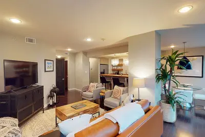 Image de Heated Pool Access | Brand New Home!
