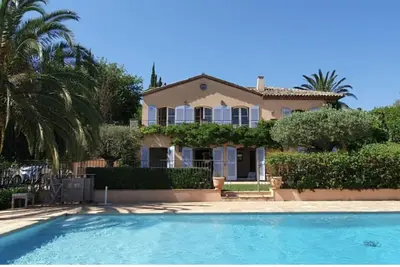 Image de Villa au coeur du village avec vue mer exceptionnelle