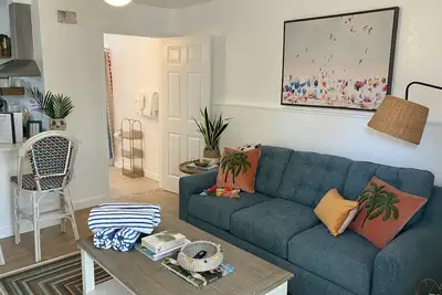 Image de Remodeled Coastal Retreat in Anna Maria, Fl – Steps from the Beach!