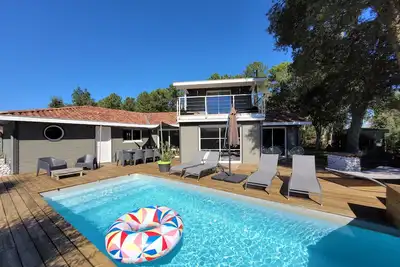 Image de Villa Bidaous 4*-piscine chauffée, ping pong, 3 vélos, vrai baby foot-Messanges
