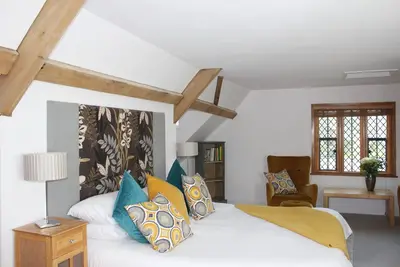 Image de Merchants Rise-Traditionelle-Appartement-Salle de bain-Vue sur Rue