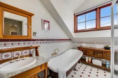 Image de Toowoomba Cbd, sleeps 8, opposite Queens Park