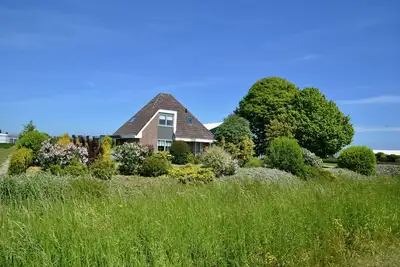 Image de Beautiful vacation home with a wonderful garden in a beautiful and quiet location