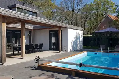 Luxurious vacation villa for 10 people with heated pool and sauna in a dream location