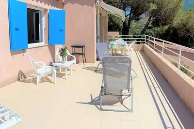 Image de Spacieuse Maison vue mer - Grande terrasse - Golfe de Lava proche Ajaccio