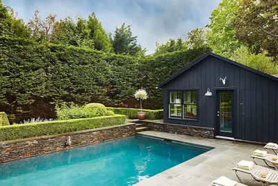 Image de Architects' Own Perfect Hideaway With Pool