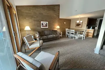 Image de Cozy Condo with Bald Mountain Views & Top-Notch Location—Stay & Play