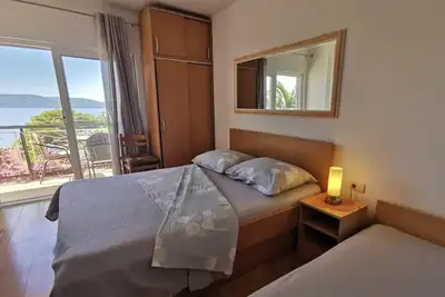 Image de Appartement de deux chambres avec le balcon et la vue sur le mer Zivogosce - Mala Duba, Makarska (A-18626-b)