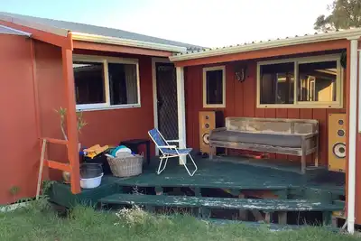 Image de One bedroom unit, over the dunes to the beach