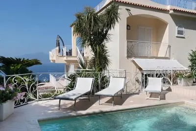 Image de Villa Ado with Private Swimming Pool, Garden, Sea View and Parking