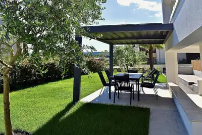 Image de Appartement de vacances Vantačići pour 1 - 4 personnes avec 1 chambre à coucher - Appartement de vac