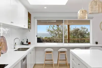 Image de Glen Isla Seaside - stunning water views from the deck