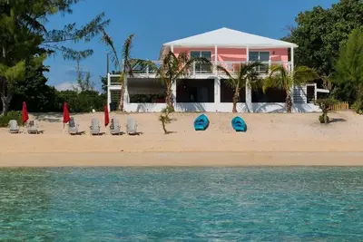 Image de Trela Sands in Eleuthera Bahamas 3 Bedroom Unit right on the beach