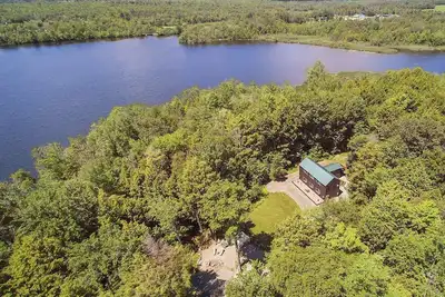 Image de Maine Lakefront 9 Acre Island Getaway -Vehicle Accessible -Rent an Island!