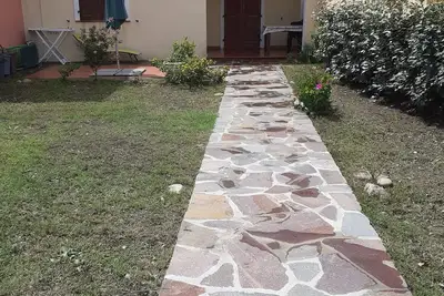 Image de Cottage in residence with swimming pool wifi air conditioning, near the sea