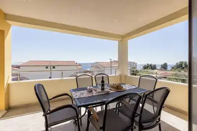 Image de Charming apart. sa Terasom, 250m od Mora, Parking, Wi-Fi, Roštilj, 4 zvjezdice****