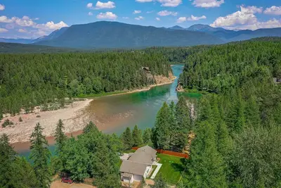 Image de River Overlook right outside Glacier National Park