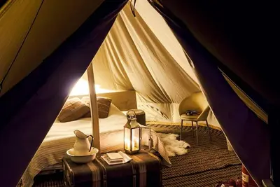 Image de Glamping on the lake! A romantic weekend in a luxury tent