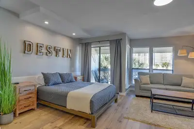 Image de Partial Ocean View @ Sandpiper Cove - Netflix included