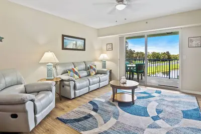 Image de Ocean Walk Bld 15 Unit 203 3bd - Shell Yeah! Beach Condo Getaway