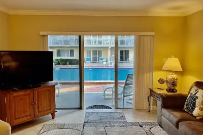 Image de Win San C-103 Ocean View 2/2 Ground Floor Unit