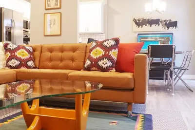Image de Best House Near Plu. 4br Sleeps 10. Brand New!