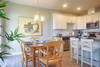 Image de Best House in Parkland. 4br Sleeps 10. Brand New!
