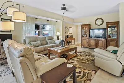 Image de Ocean Walk 3bd Bldg 11 unit 207 - Stylish, Serene, Seaside