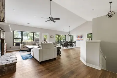 Image de Hot Springs On Hamilton- Waterfront- Boat & Swim Dock-Cove- 7s area- 4br 3. 5 Ba