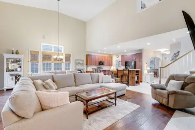 Image de Bear Trap Dunes Home w/Private Pool Table, WiFi, W/D, Shared In/Outdoor Pools
